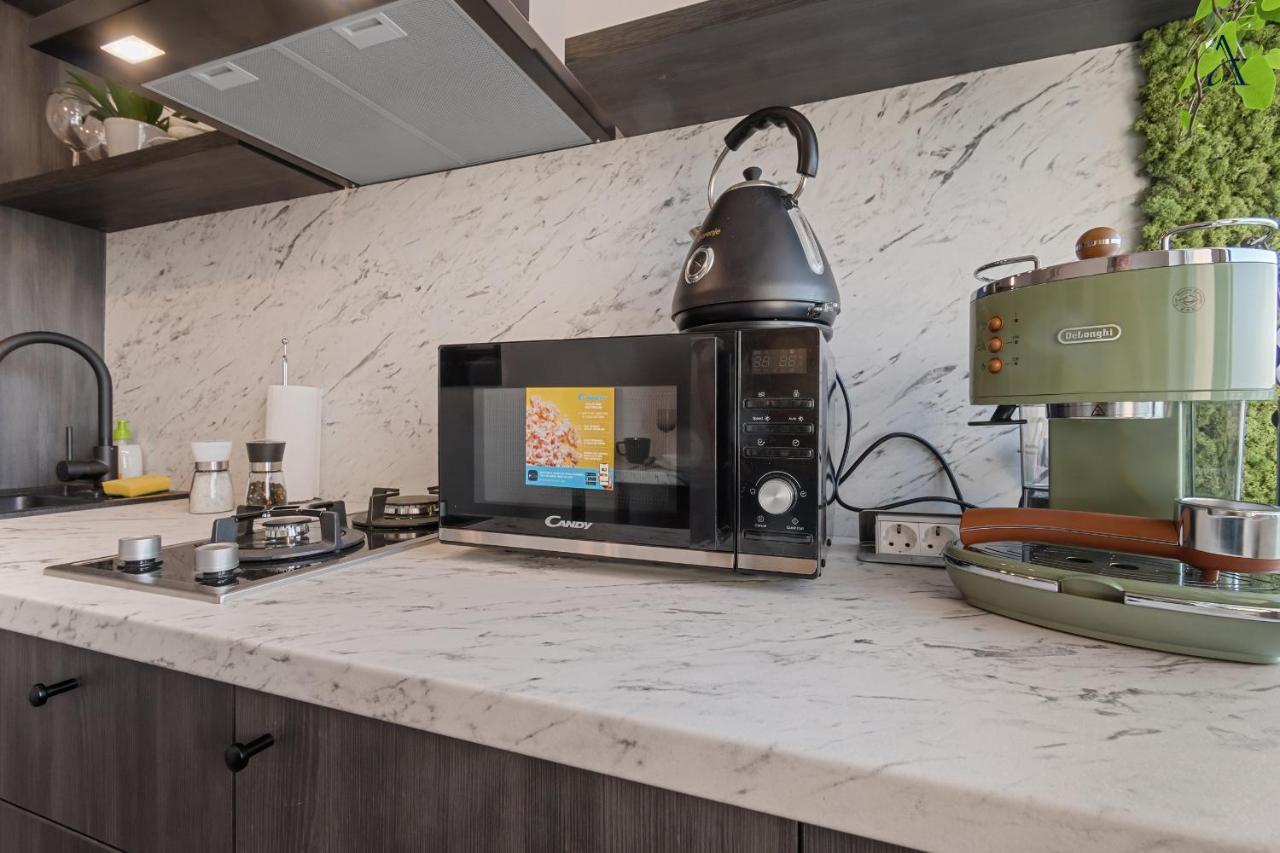 1Bdr Apartment Perla 225 ブカレスト エクステリア 写真